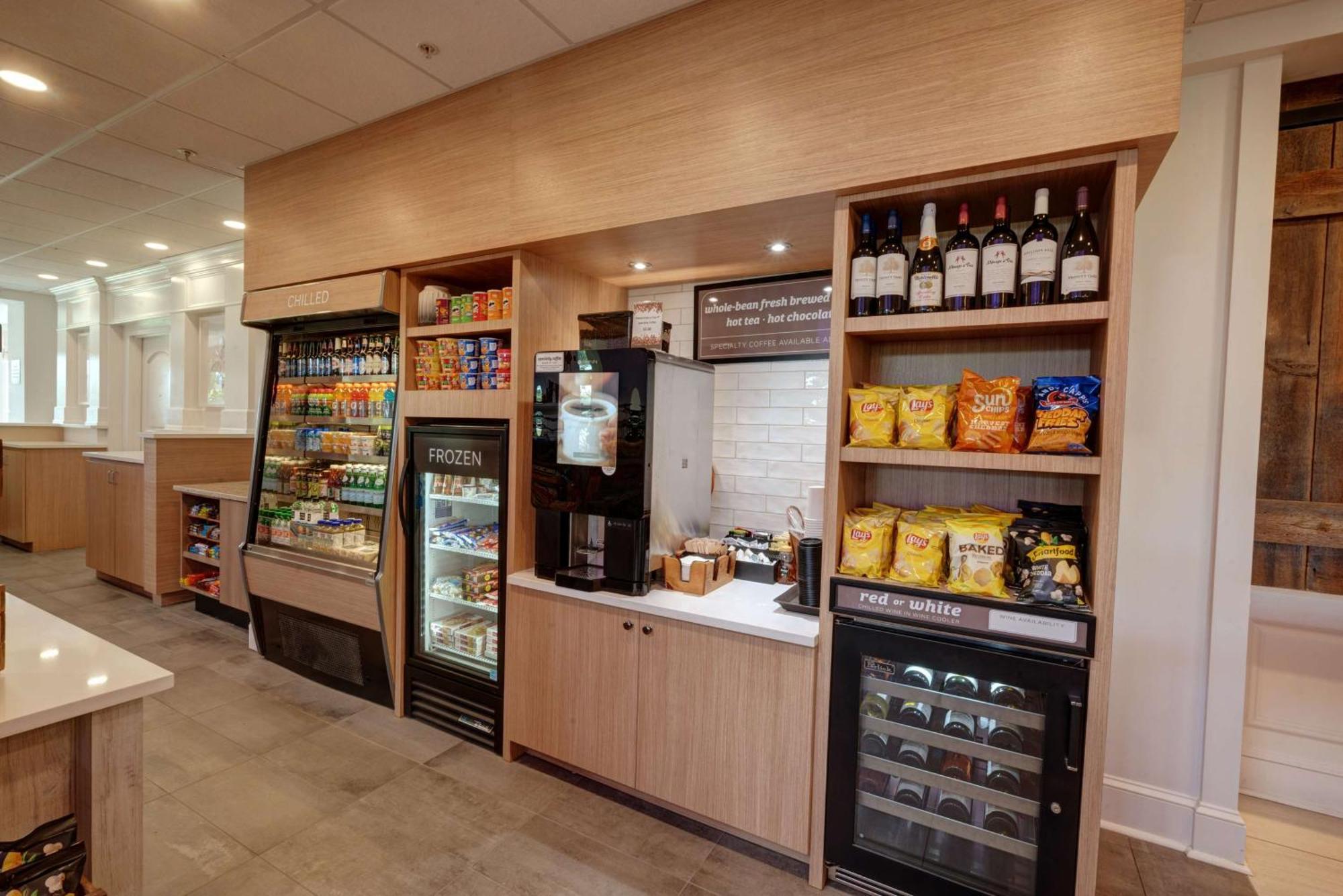 Hilton Garden Inn Hamilton Bordentown Exterior photo